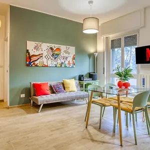 Pop Connection , Milano Italia